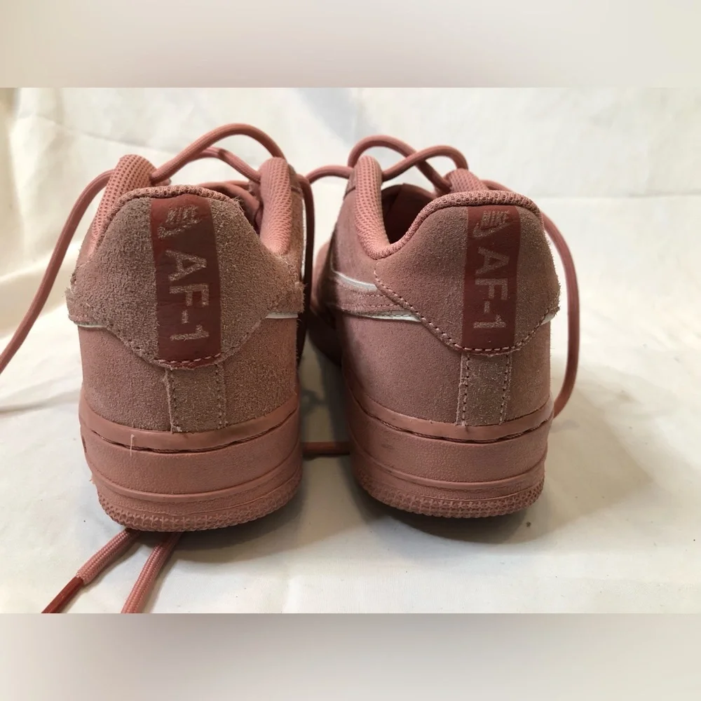 Boys Nike Air Force 1–Size 4Y—Pink Suede